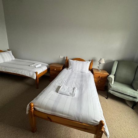 The Elms Guest House Bristol Filton Dış mekan fotoğraf
