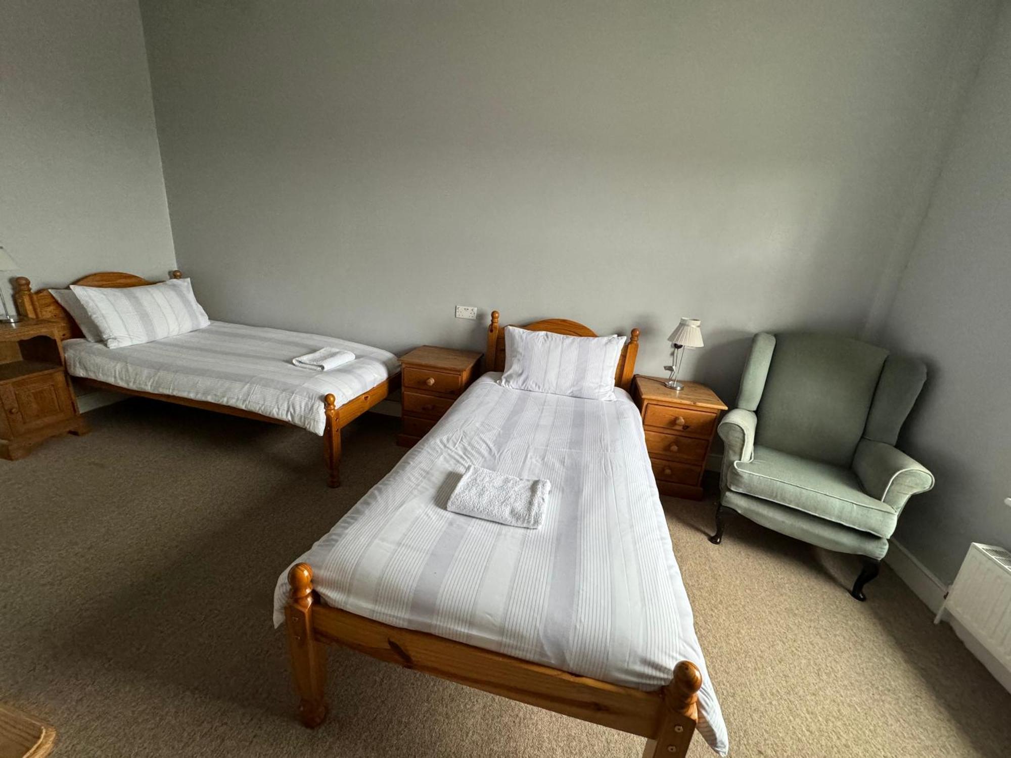 The Elms Guest House Bristol Filton Dış mekan fotoğraf