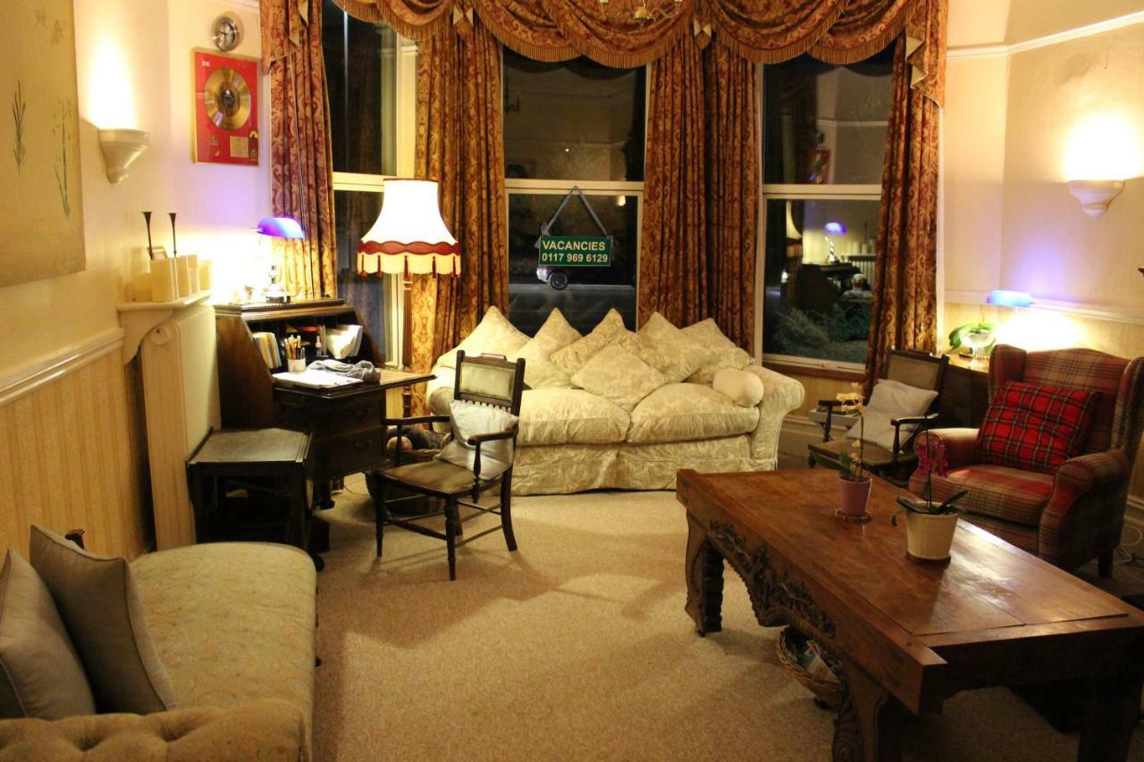 The Elms Guest House Bristol Filton Dış mekan fotoğraf